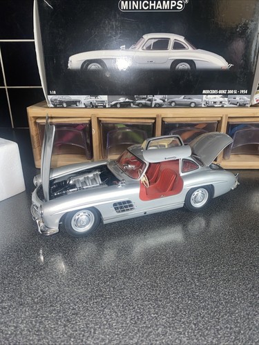 Minichamps scale boxed - minichamps, 1:18