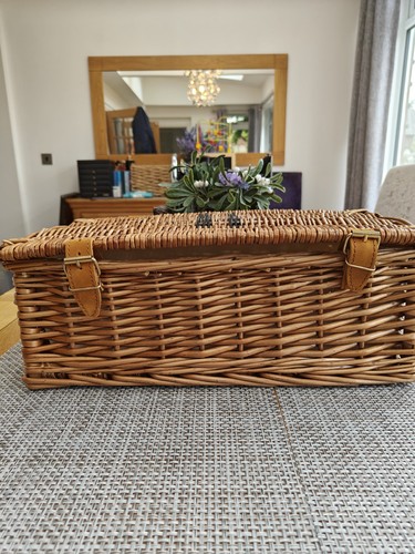 Authentic harrods picnic - authentic,