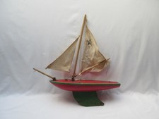 Vintage wooden Star pond yacht