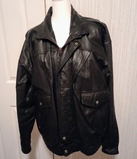 Mulberry Street Women's Leather Jacket Size M Black Vintage Bomber Biker, EUC