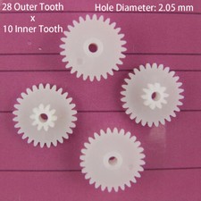 28 x 10 Teeth Plastic Gear Double Layer Cog Wheel Toy Model Car DIY Hole Dia 2mm
