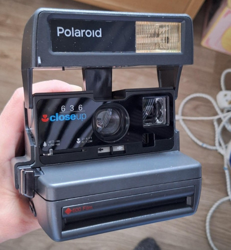 Polaroid 636 close instant - polaroid,