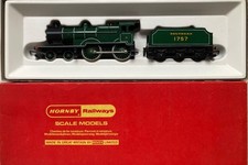 Hornby R350 SR Lined Green