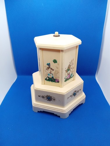 Reuge 1950s musical cigarette - musical,