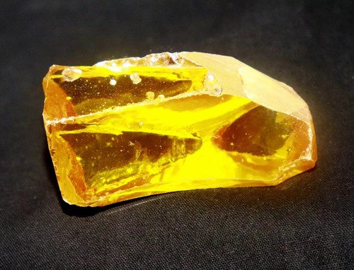 600 800 yellow sapphire - 600-800, ct