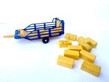 Britains Farm Bale Sledge Cart & 10 Hay Bales 1978 1/32 Scale