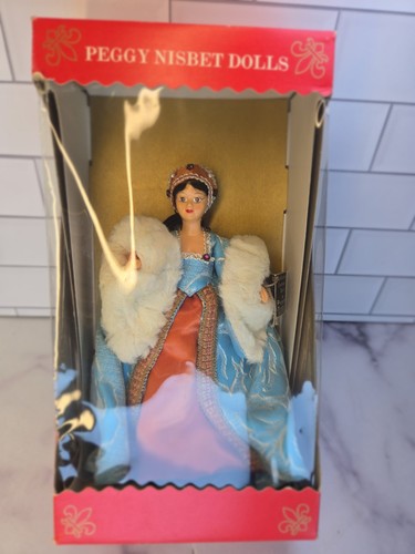 Peggy nisbet anne boleyn - anne,