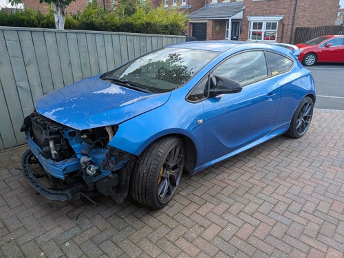 Breaking vauxhall astra vxr - breaking, j