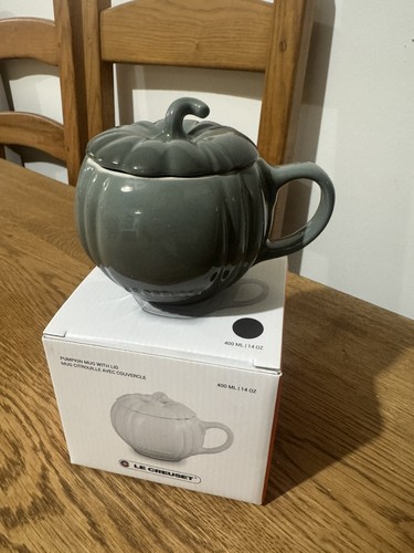 Creuset halloween pumpkin - le,