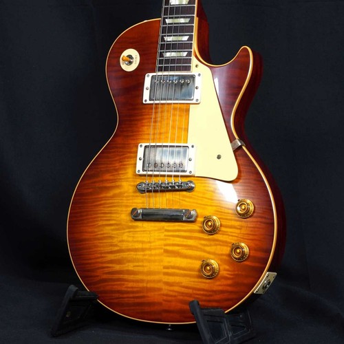 Gibson custom shop hand - shop,