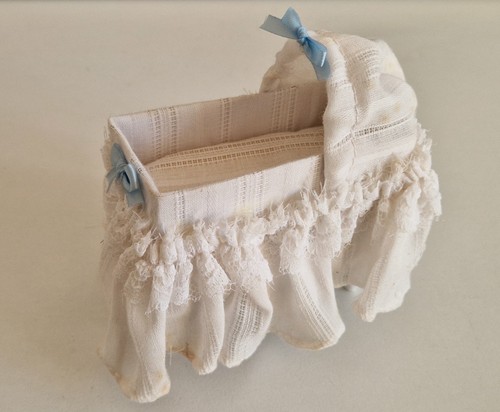 Vintage dolls house scale - dolls,