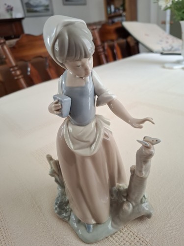 Nao lladro figurine 14cm - nao,