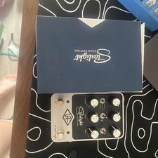 Universal Audio UAFX Starlight Echo Station Delay Pedal