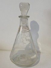 Glass water decanter with