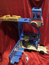 BEN 10 Transforming Vehicle