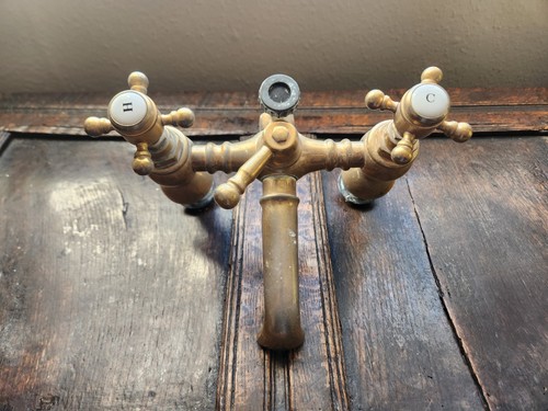 Vintage victorian style brass - style,