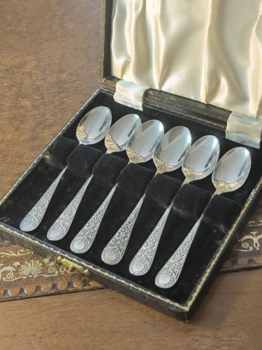 Victorian solid silver tea - silver,