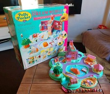 Vintage Polly Pocket Polly's Dreamworld 1991 96% Complete With Box.