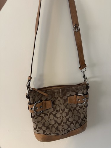 Coach soho signature canvas - soho,