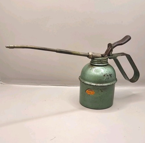 Vintage retro draper - retro,