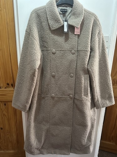 Bnwt prettylittlething taupe - prettylittlething,