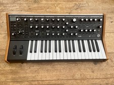 Moog Subsequent 37 Analog