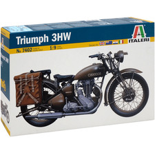 Italeri Triumph Military 3HW