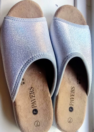 Ladies pavers slip low heel - on,