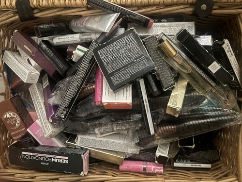 Avon job lot cosmetics - job, 10