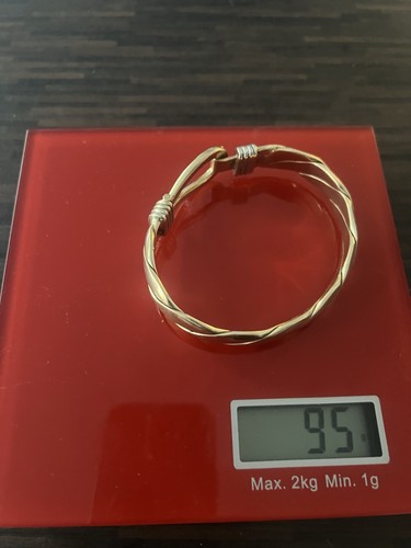 9ct gold bracelet - ,, twist