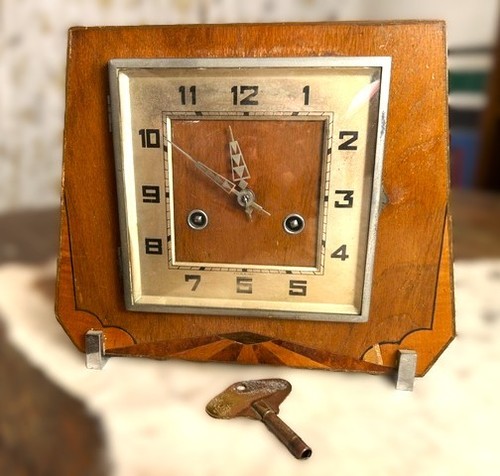 French art deco mantle clock - mantle, clock-