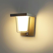 FLORNIA LED Outdoor Wall Light