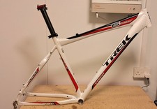 2009 trek series 6 alpha 6300 mtb lightweight aluminium frame in great condition