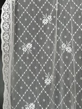 Vintage Laura Ashley Victorian TrellisDesign White Cotton Lace Curtain 58”/49” L