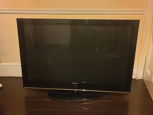 Black samsung in - black, very