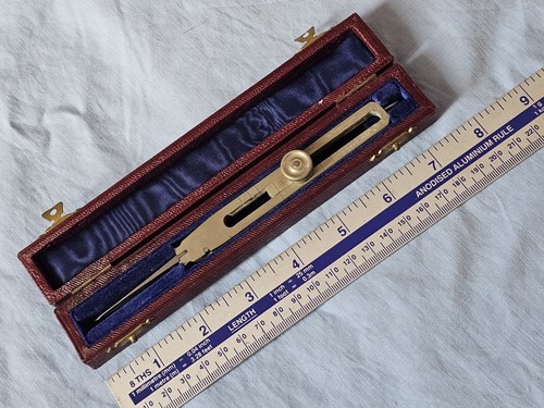 Good vintage antique - good, cased