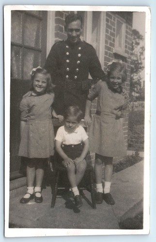 Postcard fireman ww2 - postcard, ?