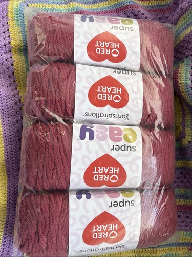 Red heart super easy chunky - red,