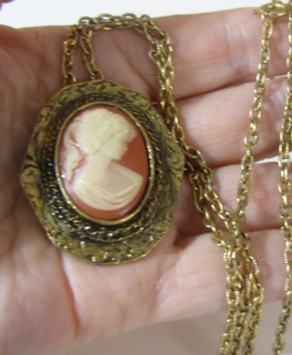 Peri cameo pendant - cameo, brooch