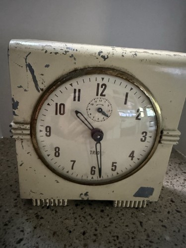 Vtg 1940 white metal art - vtg, 1940's