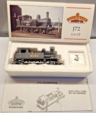 Bachmann LNER J72  0-6-0T '8693' Unlined Black Livery Boxed 31-057 VGC