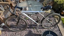 1998 GT AVALANCHE Mountain Bike 20" Aluminum Frame, 26" X 1.75 Wheels. 24 Speed.