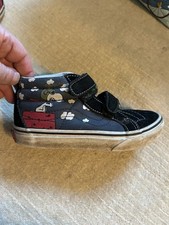 Van snoopy trainers 