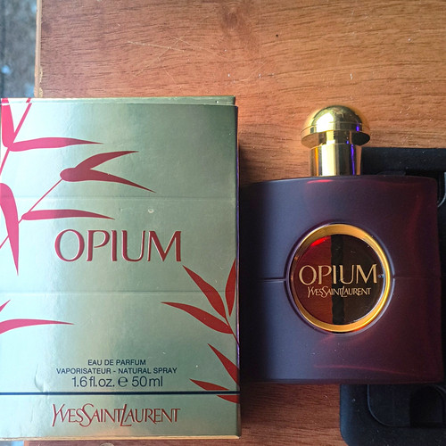 Yves saint laurent opium eau - saint,