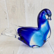 Stunning Two Tone Blue Glass Turtle Dove