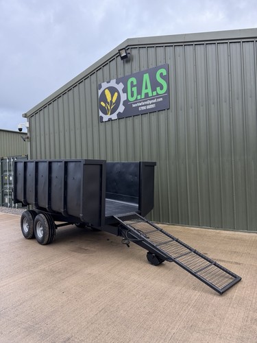 Ton muck trailer manure - muck, trailer,manure