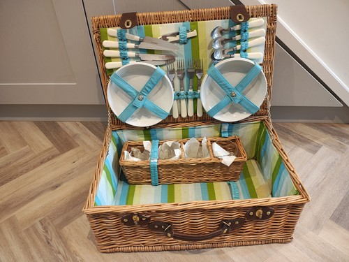 Wicker picnic basket set for - basket,