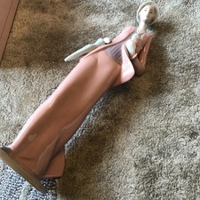 NAO by LLADRO Elegant Lady In Pink With Kitten & Parasol  01232 Boxed