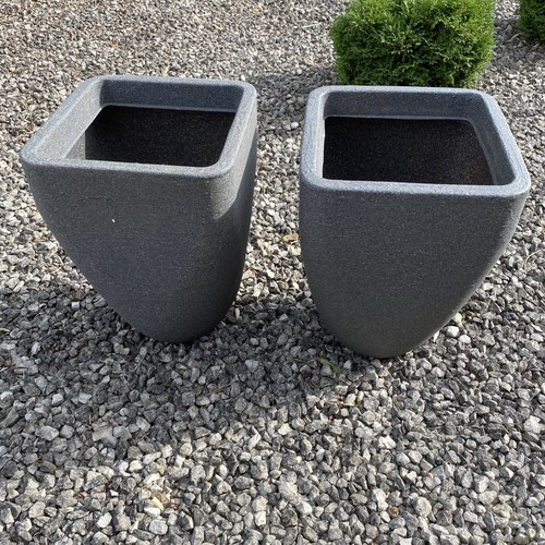 Pair garden planters tall - pair,