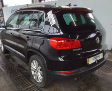 WHEEL HUB REAR LH VOLKSWAGEN